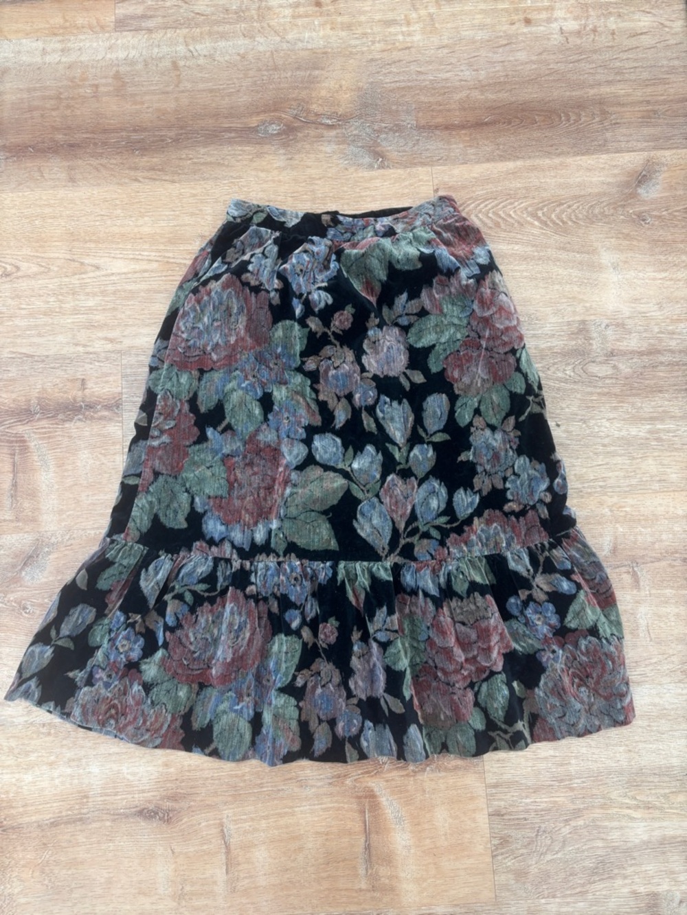 Floral Tiered Velvet Midi Skirt - Black Multi